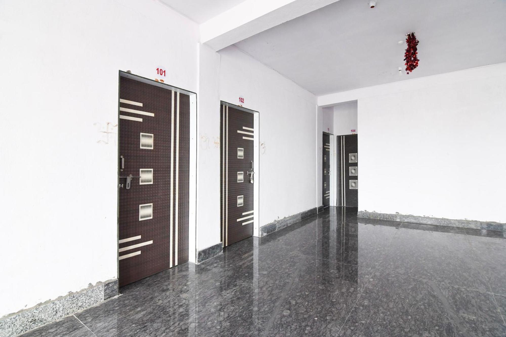Hotel O Silk City Palace Brahmapur Eksteriør bilde